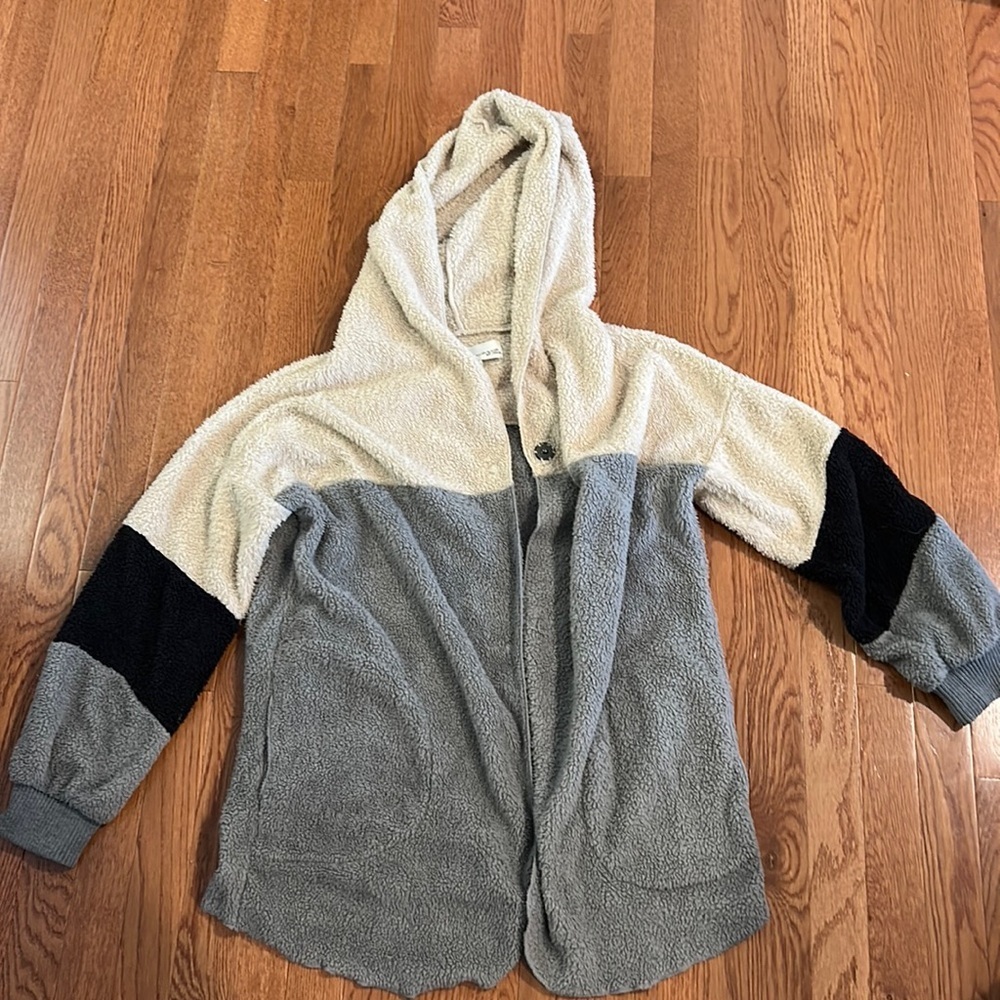 Vintage Havana Women’s Fluffy Jacket Size Medium